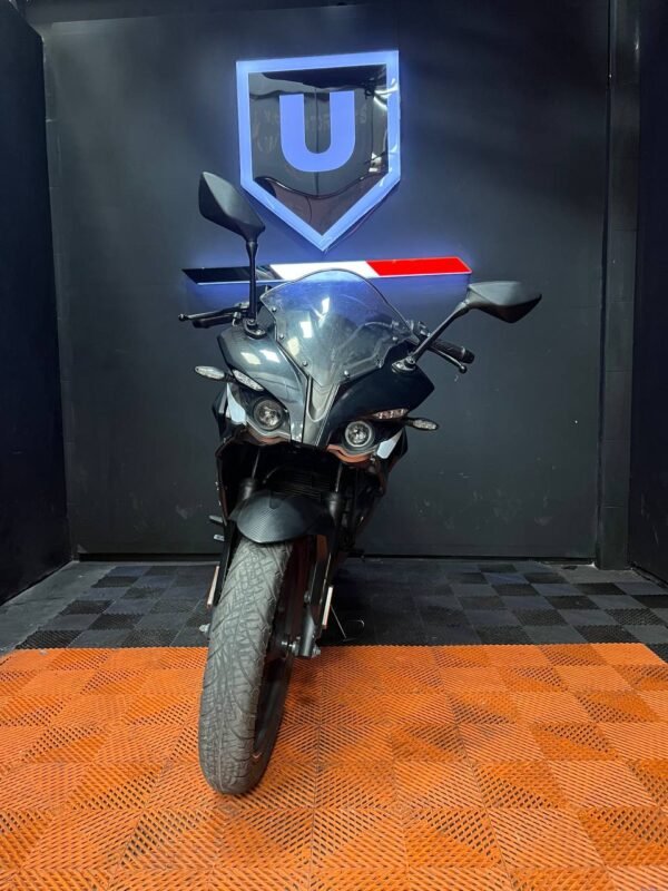 Moto Bajaj PULSAR RS 200 ABS - Image 2