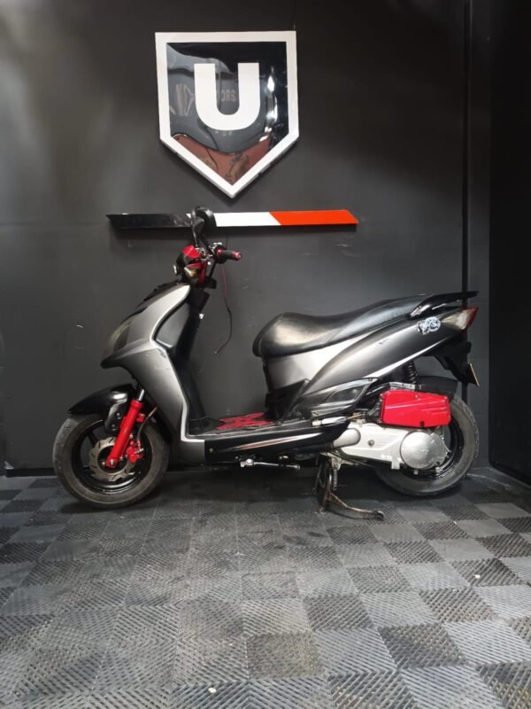 AKT AD12W modelo 2013 - Image 2