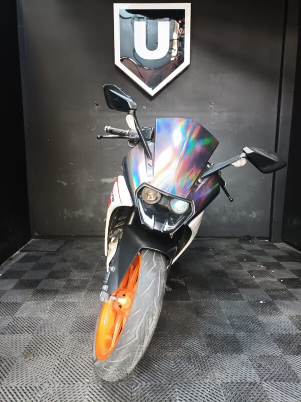 KTM RC 200 - Modelo 2019 - Image 2